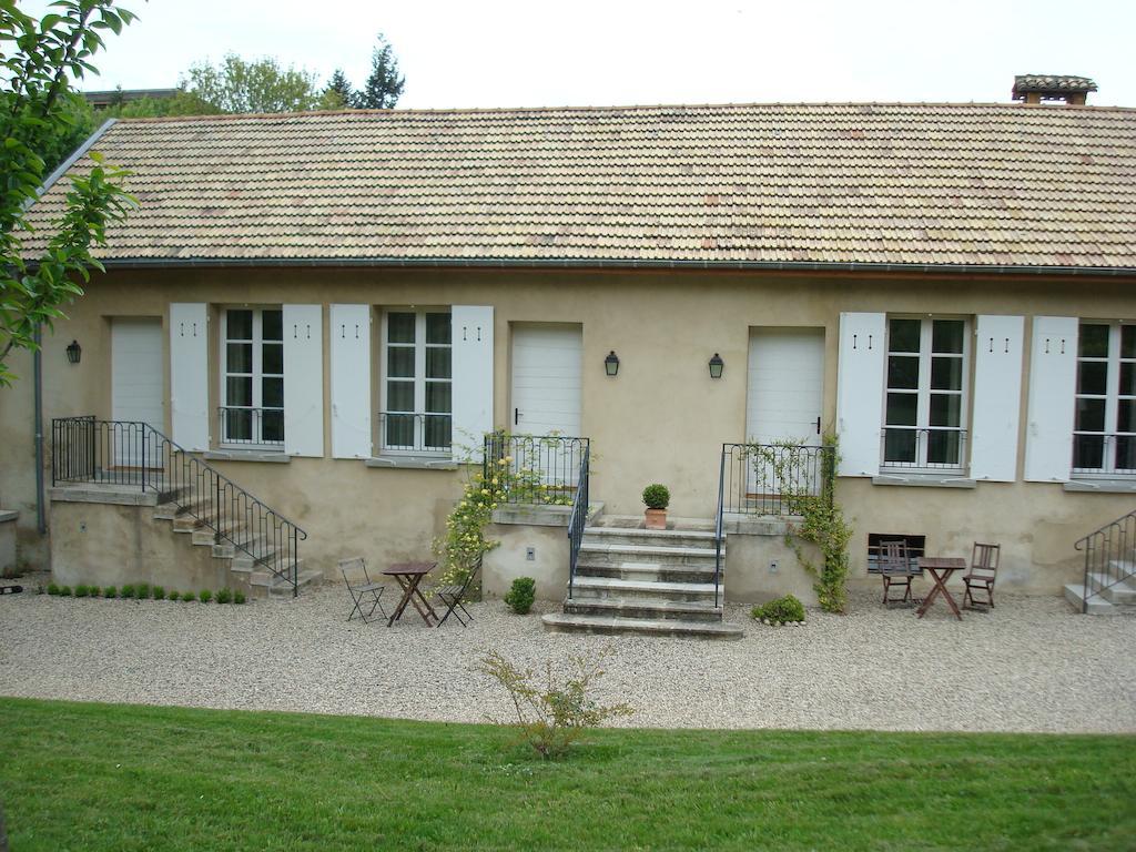 Ferienwohnung Les Communs Du Manoir Écully Zimmer foto