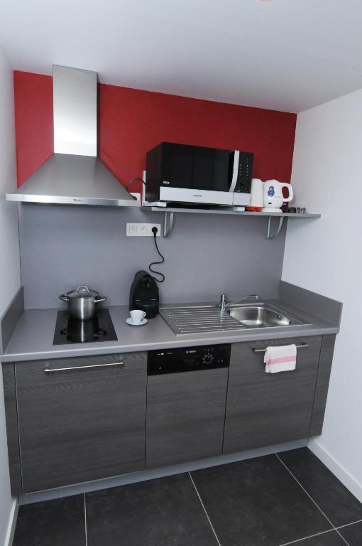 Ferienwohnung Les Communs Du Manoir Écully Zimmer foto